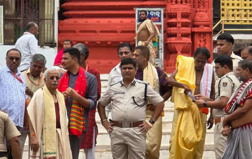 తెరుచుకున్న పూరి రత్న భాండాగారం