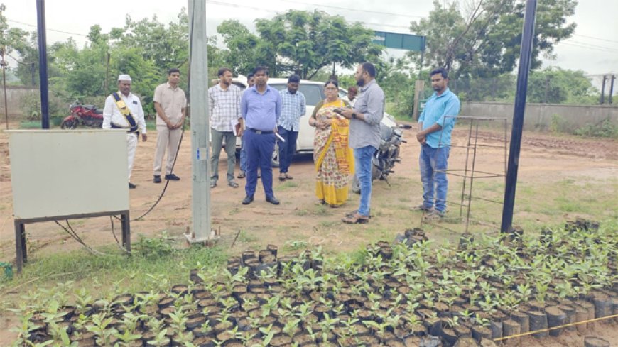 దరఖాస్తుల పరిశీలన వేగవంతం చేయాలి-కుమార్ దీపక్