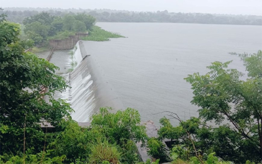 జిల్లాలో భారీ వర్షాలు పొంగిపొలుతున్న వాగులు 