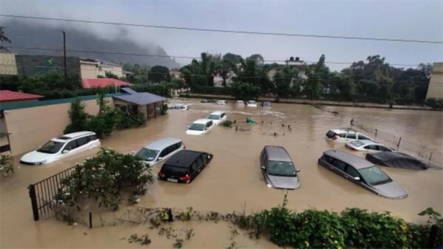 నేపాల్​ లో కుండపోత 39 మంది మృతి